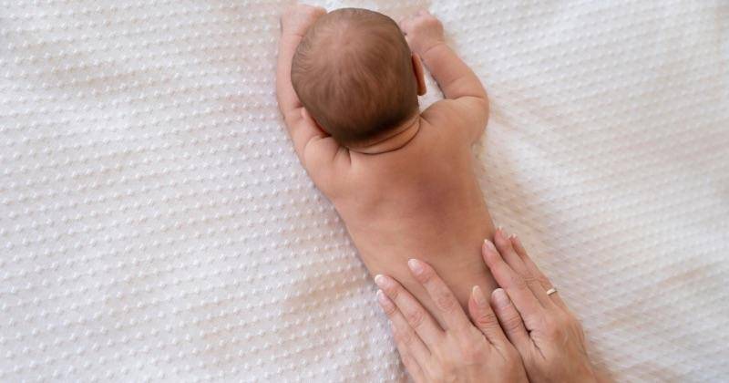 Kelelahan setelah Mudik, Bolehkah Bayi Dipijat?